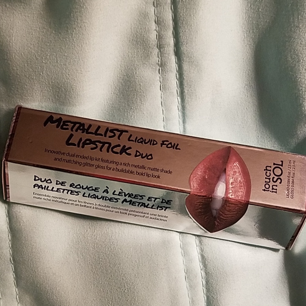 Touch in Sol lipstick